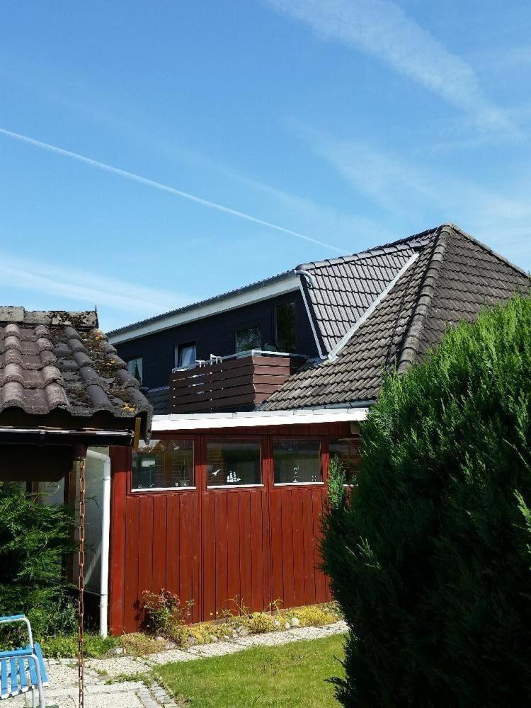 Haus Lily Nr.02 Bis Zu 6 Personen Davon Max. 2 Kinder Бюзум Экстерьер фото