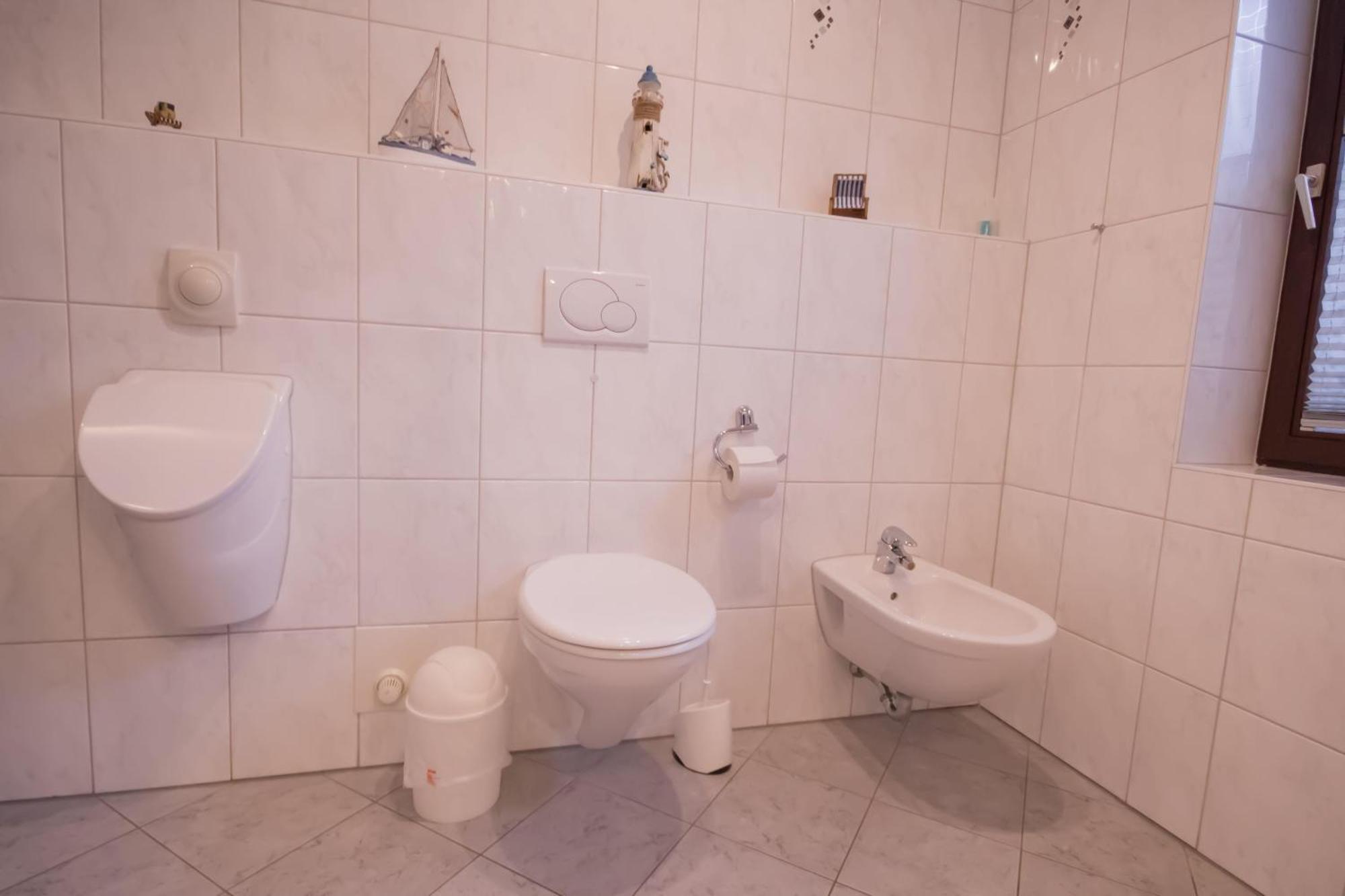 Haus Lily Nr.02 Bis Zu 6 Personen Davon Max. 2 Kinder Бюзум Экстерьер фото