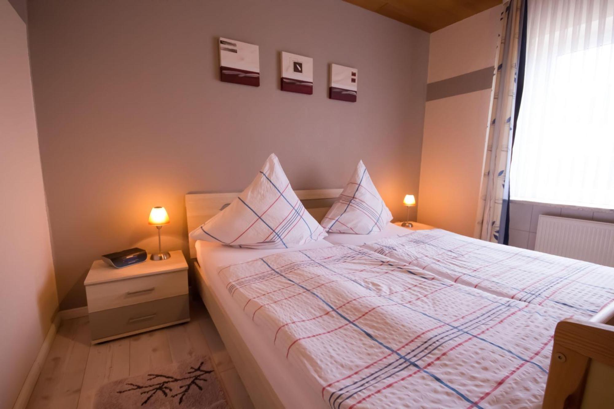 Haus Lily Nr.02 Bis Zu 6 Personen Davon Max. 2 Kinder Бюзум Экстерьер фото